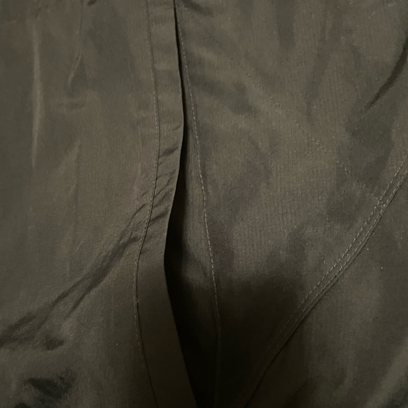 Nike UConn Huskies Storm-Fit 1/4 zip Windbreaker SZ XL Basketball March Madness - Picture 11 of 13